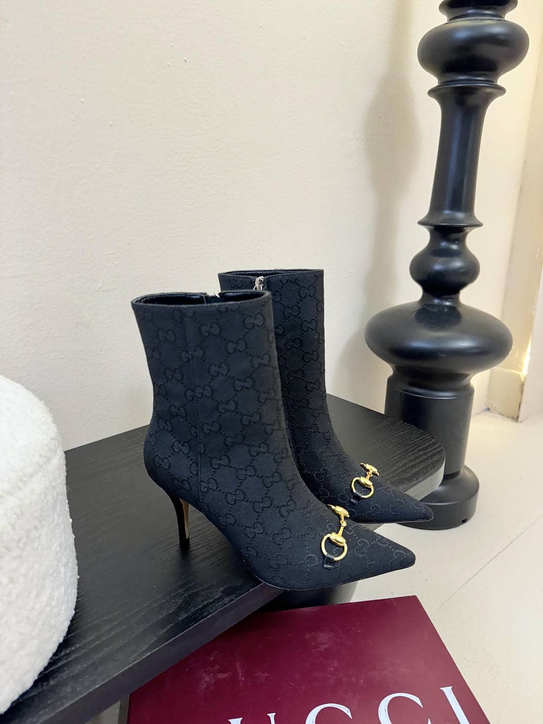 0025 Boots